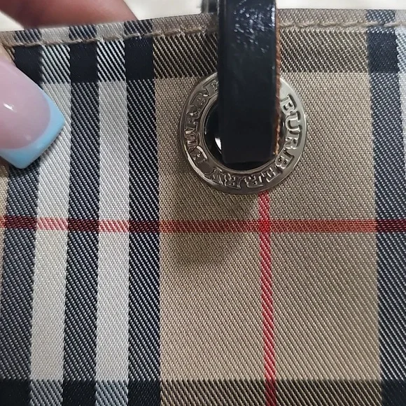 🔥Authentic Vintage Burberry Tan and Black Checkered Tote Bag - Picture 6 of 11